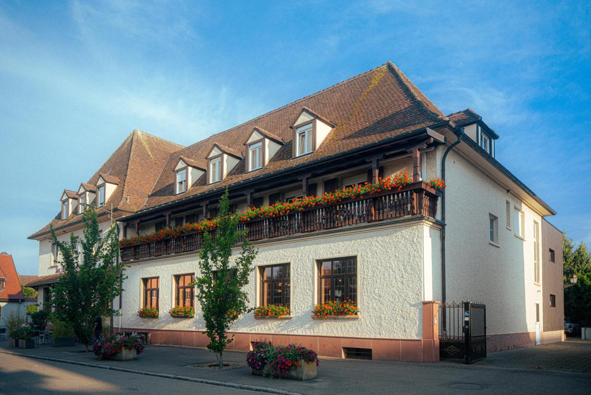 Hotel Au Nid De Cigognes Ostheim Exterior photo